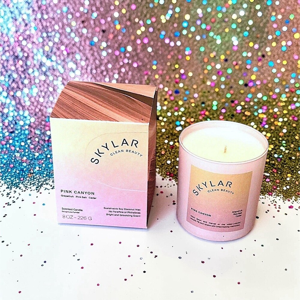 Skylar Candle in Pink Canyon Sustainable Soy Coconut Wax 8 oz Brand New In Box